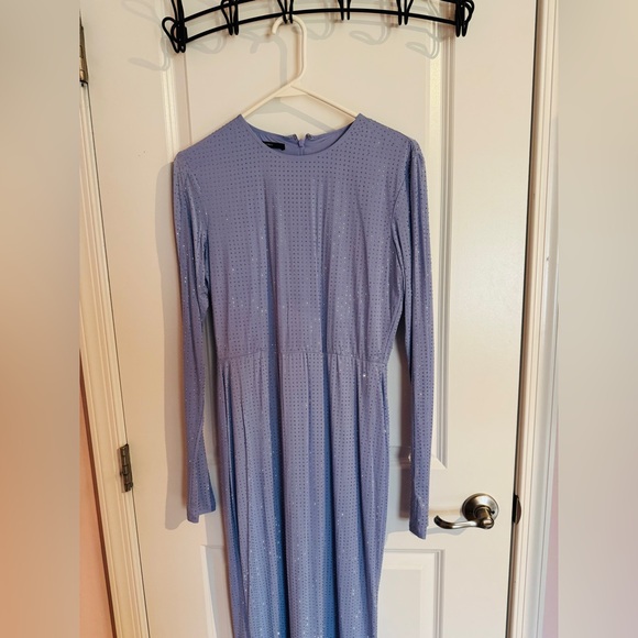 ALEX PERRY
Crystal-embellished jersey dress Size AU 12,US 8 New with Tag - Picture 6 of 8